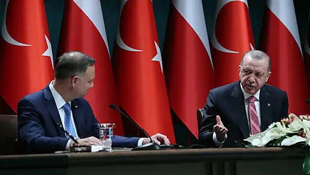Cumhurbaşkanı Erdoğan: Türkiye, tarihinde ilk kez NATO ve AB üyesi bir ülkeye İHA ihraç edecek
