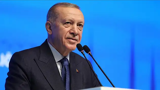 Cumhurbaşkanı Erdoğan: Yeni asgari ücret ülkemize ve milletimize hayırlı olsun
