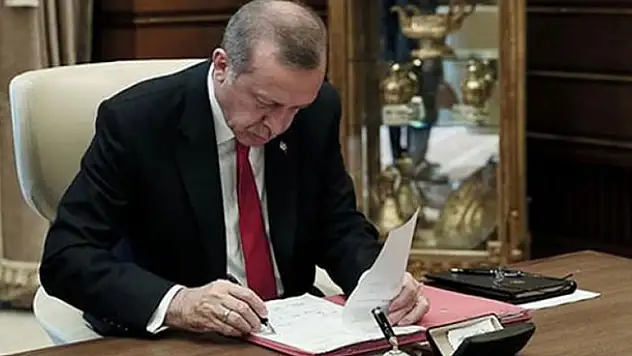 Cumhurbaşkanı Erdoğan, yeni YSK yasasını onayladı
