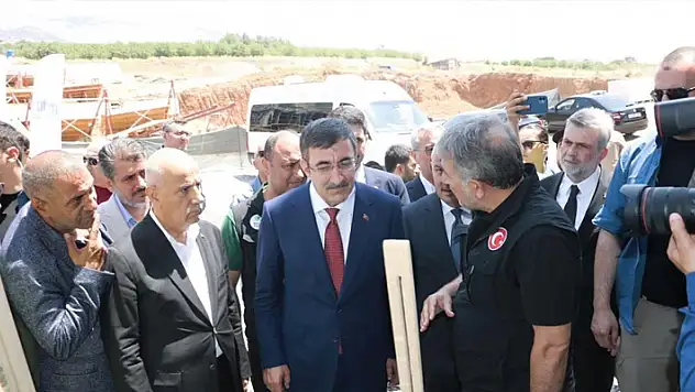 Cumhurbaşkanı Yardımcısı Yılmaz: Afetlerin yaralarını hep birlikte sardık

