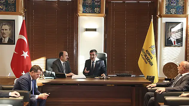 Cumhurbaşkanı Yardımcısı Yılmaz, Konya Büyükşehir Belediyesi'ni ziyaret etti
