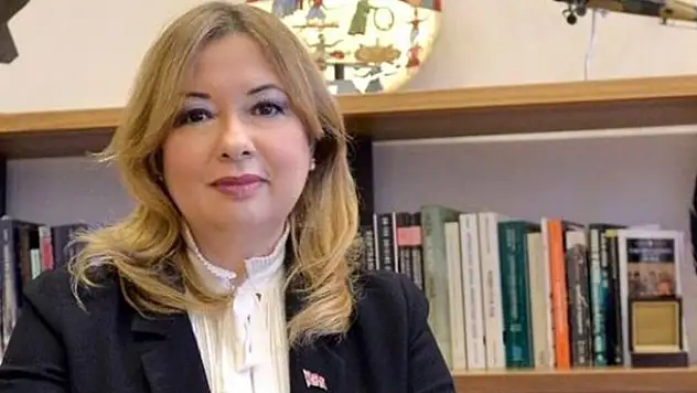 Cumhurbaşkanlığı Başdanışmanı Aybet, YPG yanlısı spikere verdiği cevaplarla alkış aldı