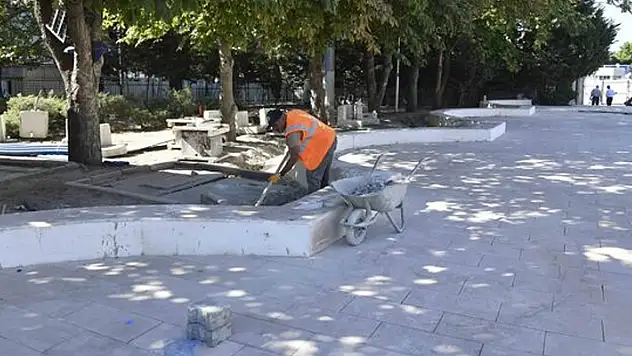 Cumhuriyet tarihinin Ankara'daki ilk parkı Güvenpark yenileniyor
