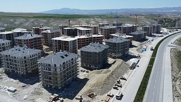 Cumhuriyet tarihinin en büyük sosyal konut projesi 362 milyar liralık yatırımla hayata geçirilecek
