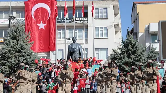 Cumhuriyetin 100. yılı Aksaray'da coşkuyla kutlandı
