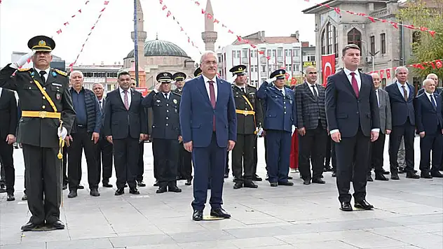 Cumhuriyet'in 102. yılı Aksaray'da coşkuyla kutlandı