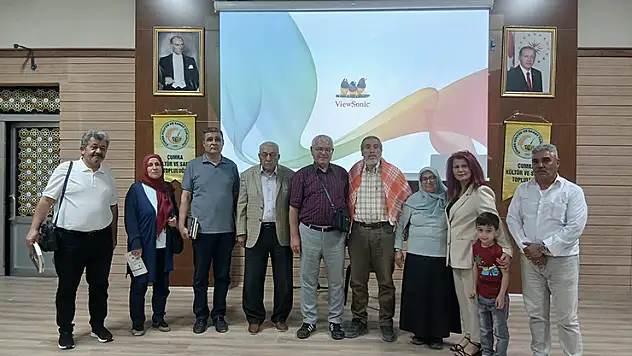 Çumra Kültür ve Sanat Topluluğu Çumra'nın ilçe oluşunu kutladı
