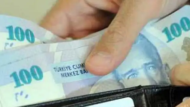 Cüzdanı dolduran paket