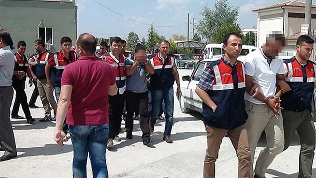 DAEŞ operasyonunda 5 tutuklama