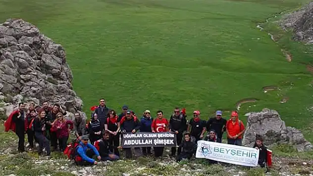 Dağcılar şehide saygı için tırmandı
