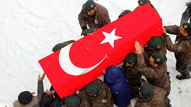 Dağlıca'da hain tuzak: 2 şehit, 1 yaralı