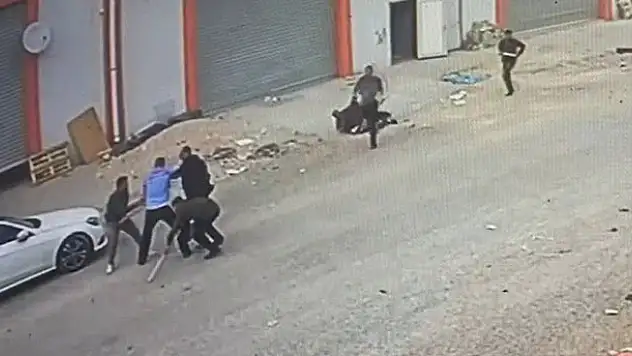 Dakikalarca süren dehşet anları kameraya böyle yansıdı!