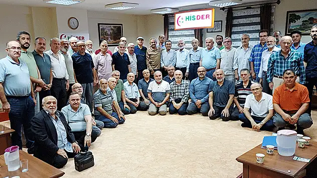 Darbeci anlayışa milletçe karşı koymalıyız
