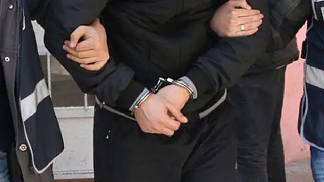 Darbeci hainlere maaş ve ikramiye