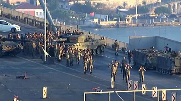Darbeci subayın eşi: 'Darbeciler idam edilsin'