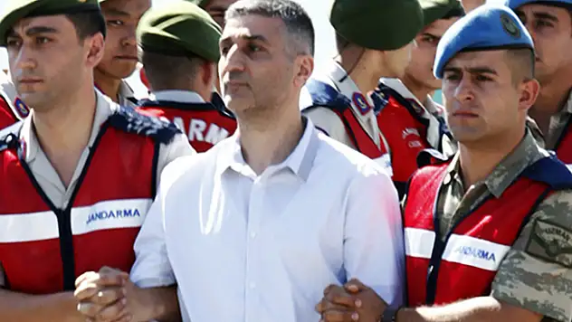 Darbeci suikast timi lideri Sönmezateş eşinden boşandı