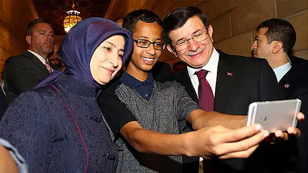 Davutoğlu, Ahmed Muhammed ile buluştu