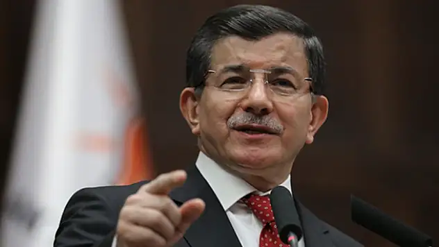 Davutoğlu: Anayasa yazım çalışmalarına başladık