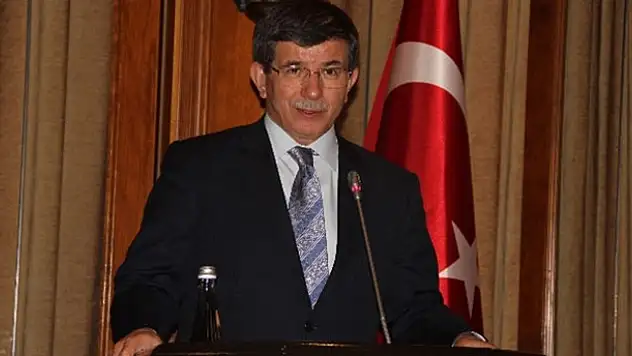 Davutoğlu Aylan bebeğin babasını kabul etti