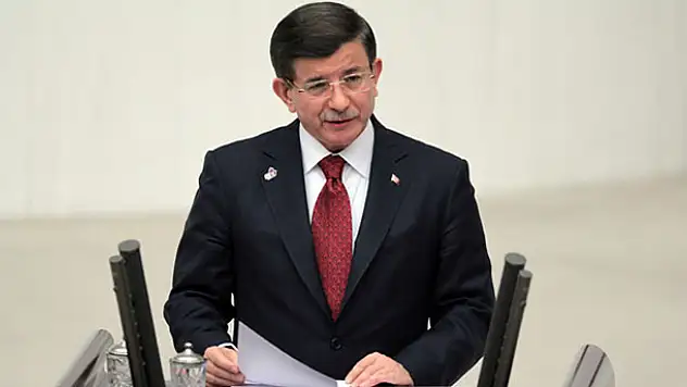 Davutoğlu ilk resmi ziyaretini KKTC'ye yapacak