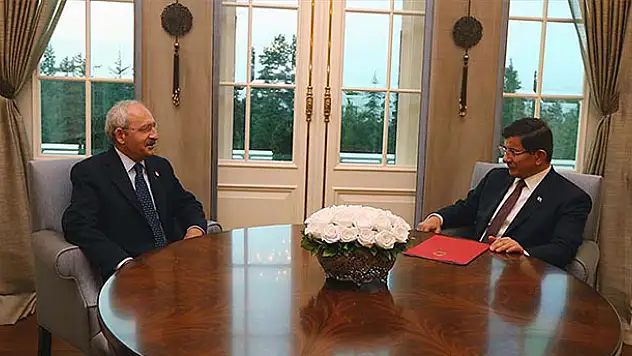 Davutoğlu-Kılıçdaroğlu görüşmesi başladı