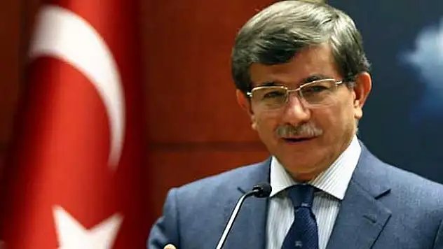 Davutoğlu: 'Milletleri tarih üzerinden yargılamayalım'