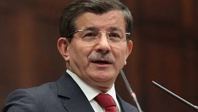 Davutoğlu'ndan Arınç ve Gökçek açıklaması