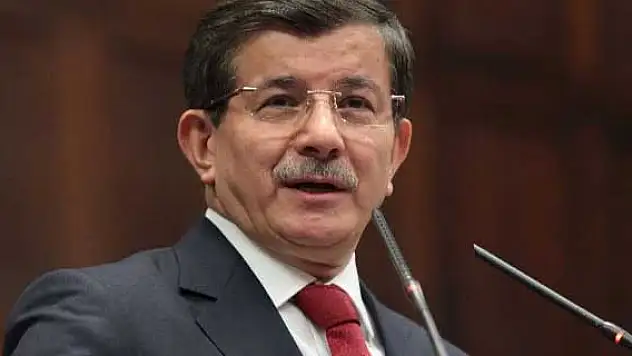 Davutoğlu'ndan Atilla Taş'a dava!