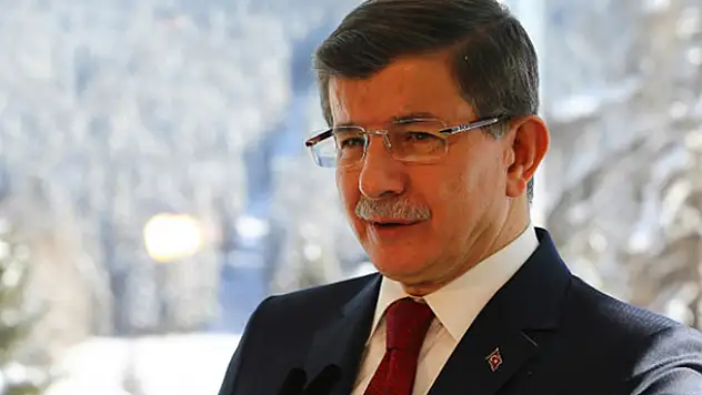 Davutoğlu'ndan Davos'ta sert çıkış