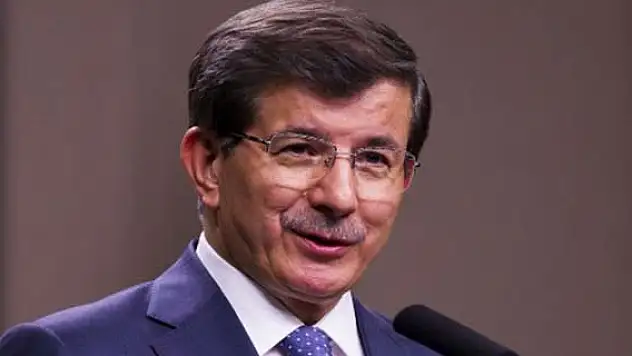 Davutoğlu'ndan esnafa faizsiz kredi müjdesi
