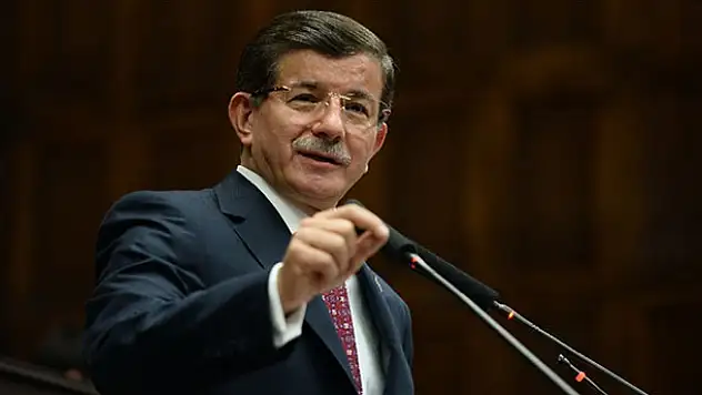 Davutoğlu'nun kullandığı kelime TDK'da aranıyor