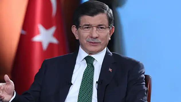 Davutoğlu'nun önceki soyadı 'kalkan'