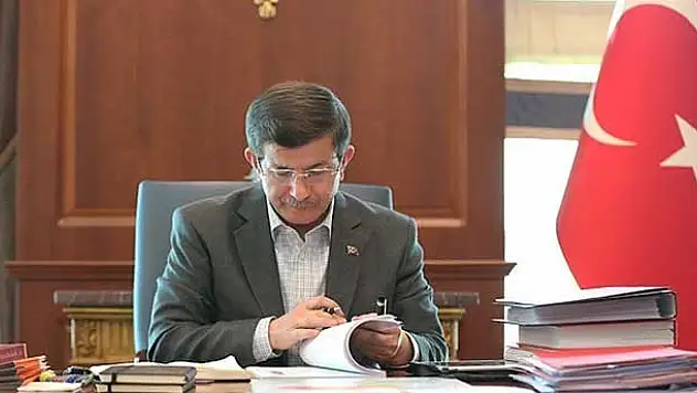 Davutoğlu seçim çalışmalarını sürdürüyor
