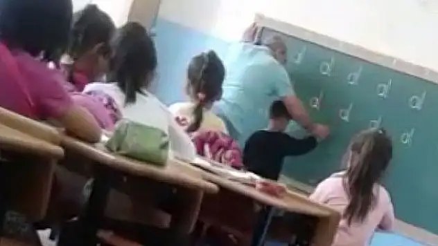 Dayakçı öğretmene ev hapsi cezası