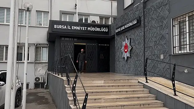 'DEAŞ' bahanesiyle altın vurgununa polis suçüstü yaptı