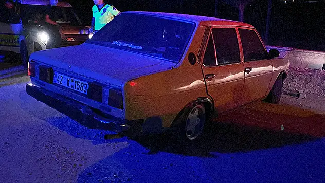 Dedesinden kalma otomobille polisten kaçan sürücü ehliyetsiz çıktı