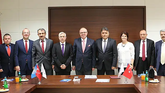 Dekanlar Konya'da toplandı