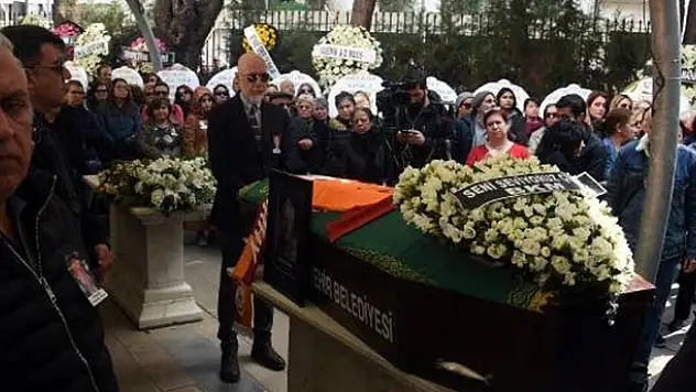 Demet Akbağ'ın eşi Zafer Çika son yolculuğuna uğurlandı
