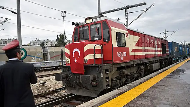Demir yolu ağı, küresel tedarik zincirinde Türkiye'nin pozisyonunu güçlendiriyor
