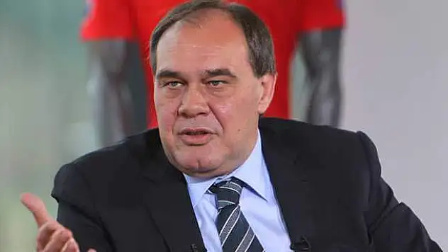 Demirören: 'Bu saldırı Türk futboluna yapılmıştır'