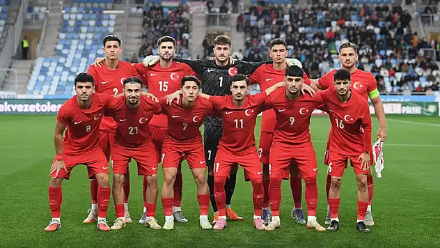 Deniz Ertaş'lı Ümit Milliler zirvede