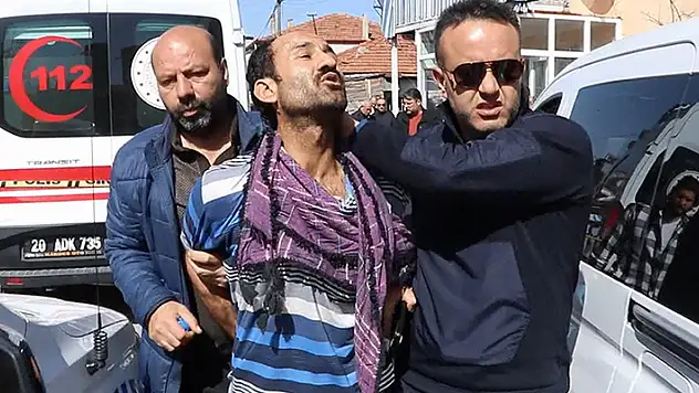 Denizli'de Afganistan uyruklu kişi, tartıştığı eşini boğazından bıçaklayarak öldürdü
