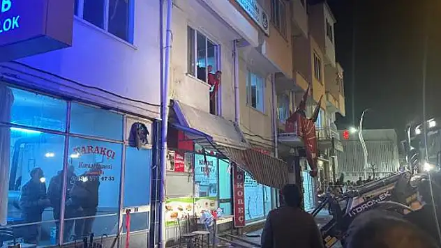 Denizli'de balkon çöktü: 18 yaralı
