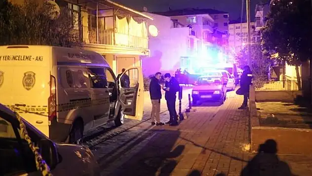 Denizli'de bıçaklı kavga: Yabancı uyruklu kişi öldü
