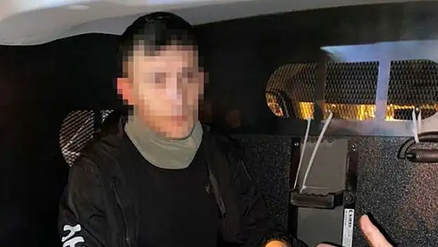 Denizli'de sevgilisiyle kavga eden uzman çavuş 5 aracı kundakladı
