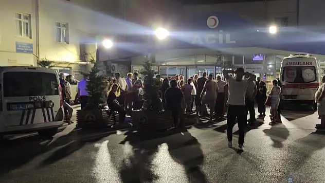 Denizli'de çok sayıda mahkum zehirlenme nedeniyle hastanelere kaldırıldı
