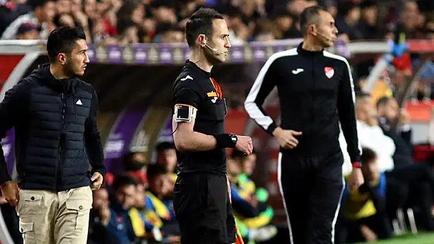 Denizli'de genç hakem evinde ölü bulundu