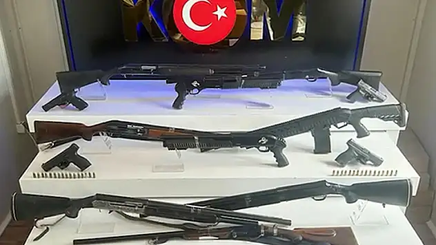 Denizli'de iki suç örgütüne düzenlenen iki ayrı operasyonda 59 kişi tutuklandı