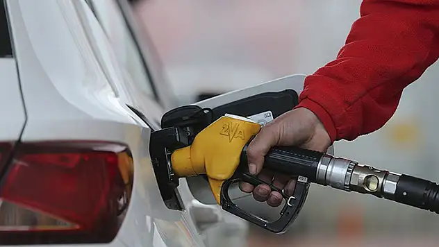 Depoları doldurun, benzine yeni zam geliyor! 22 Ocak 2024 Pazartesi güncel akaryakıt fiyatları...
