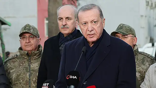 Depremde can kaybı sayısı 9 bin 57'ye yükseldi
